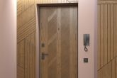 Входная дверь Гардиан в интерьере с отделкой Вайя Ш 04